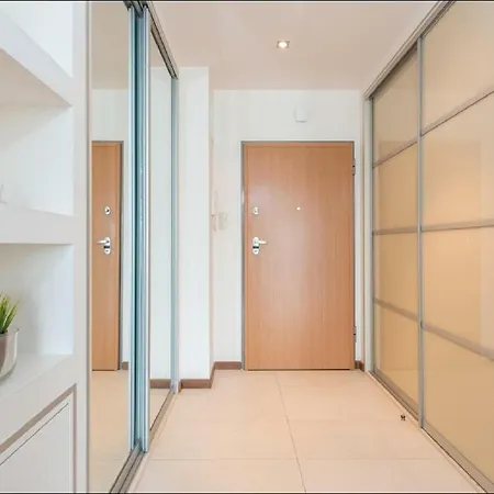 P&o Serviced Ch Arkadia 13 Apartman