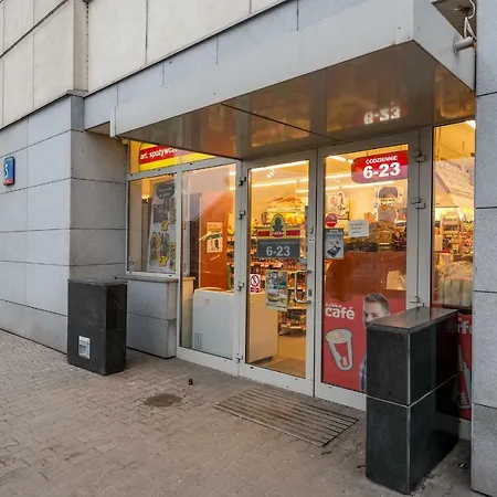 P&o Serviced Ch Arkadia 13 Apartman Varsó